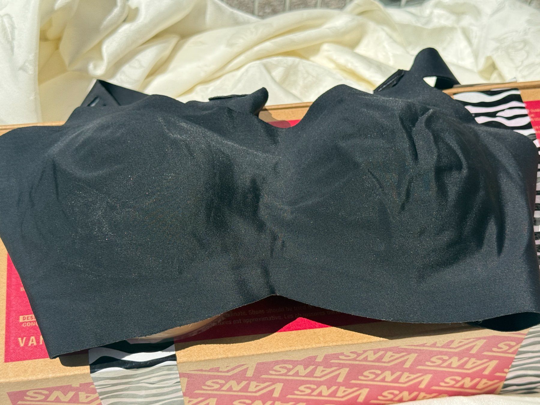 Costumi: Silikonbrust mit Oberteil und elastischem Band cosplay oder – Nuovo e nell'imballaggio originale da Vacallo venduto da cri_229f 1