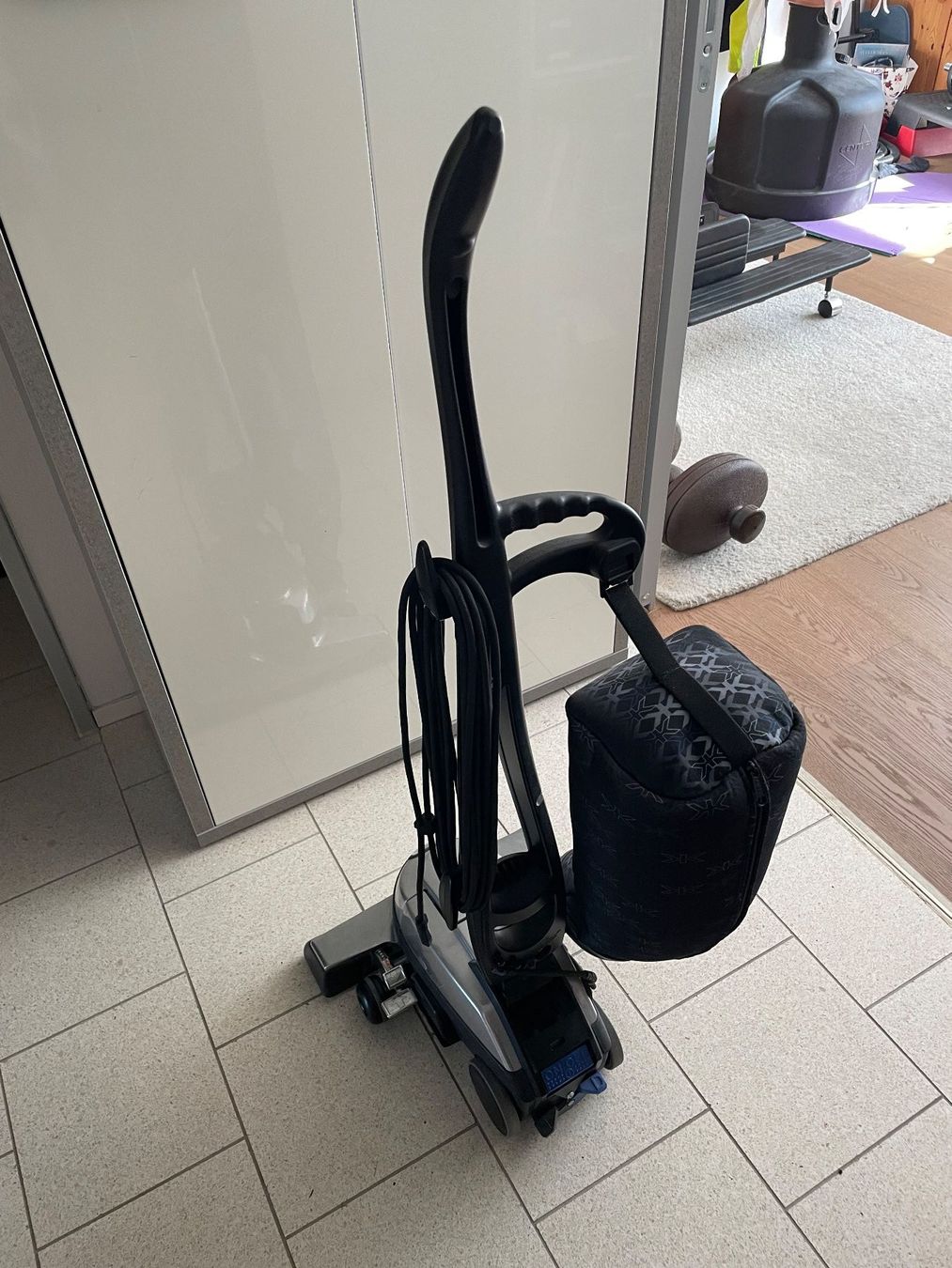 Kirby Aspirapolveri & Accessori: Kirby Avalir 2 – Usato da Winterthur venduto da boxi01 1
