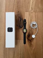 Apple Watch Series 5 40mm Space Gray