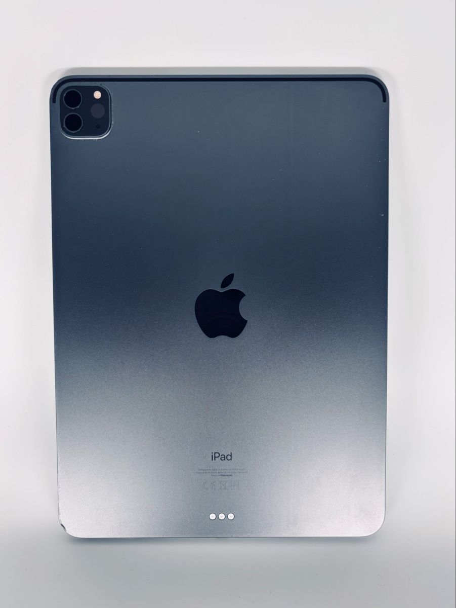 Apple Tablet PC: iPad Pro 11" (3rd generation, M1) 128 GB + Magic Keyboard – Usato da Begnins venduto da shp125 1