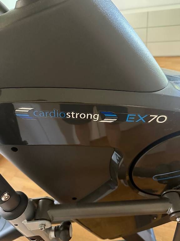 Hometrainer: Crosstrainer Cardiostrong EX70 – Usato da Gattikon venduto da finebooks 1