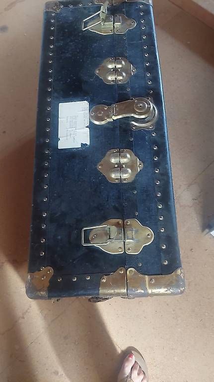 Valises de voyage: Antiker Koffer – D'occasion à Greppen par chr_22d9 2