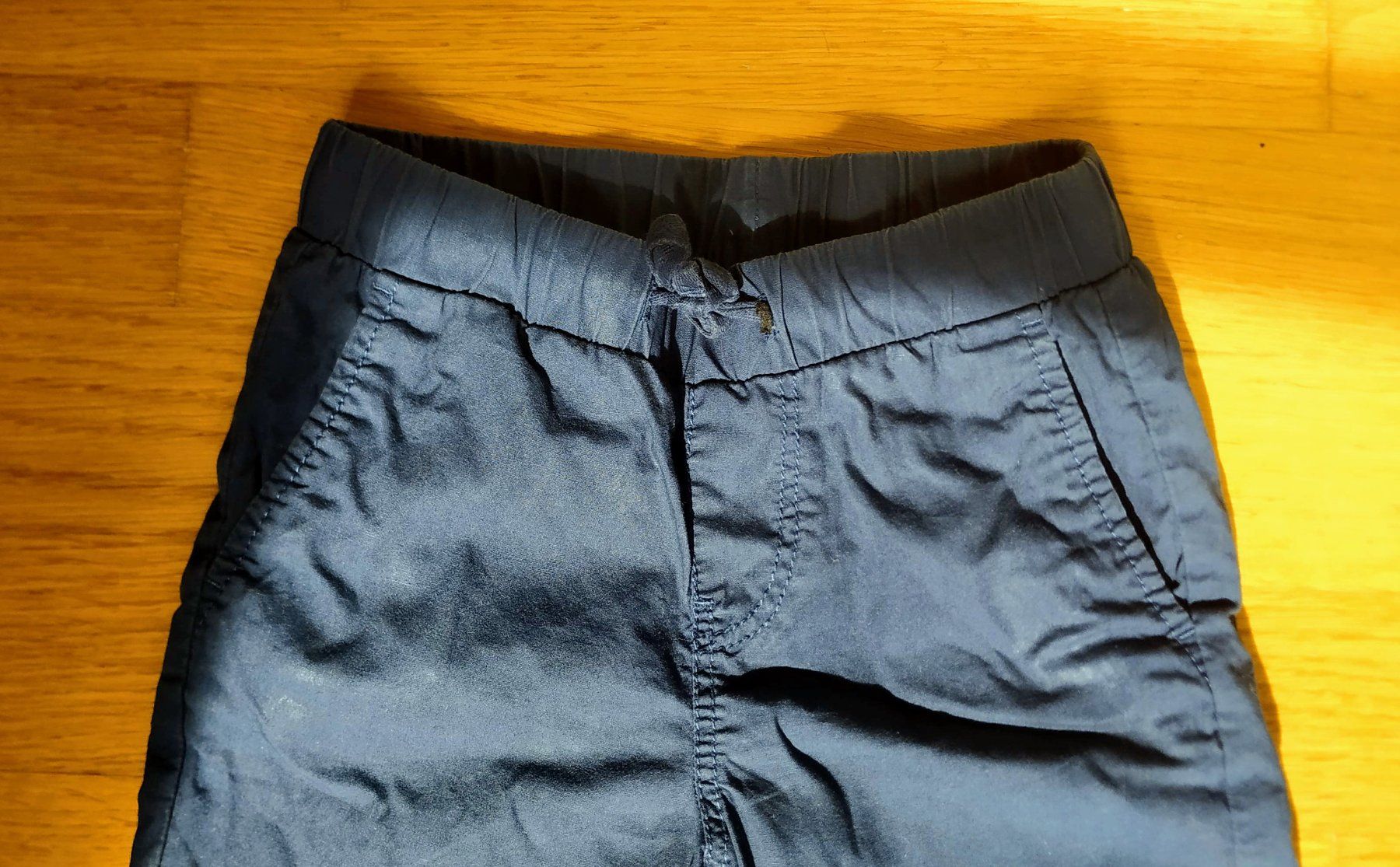 H&M Hosen: Short bleu Taille 194 (3-4 ans) – Gebraucht aus Carouge GE von for_8yym 2