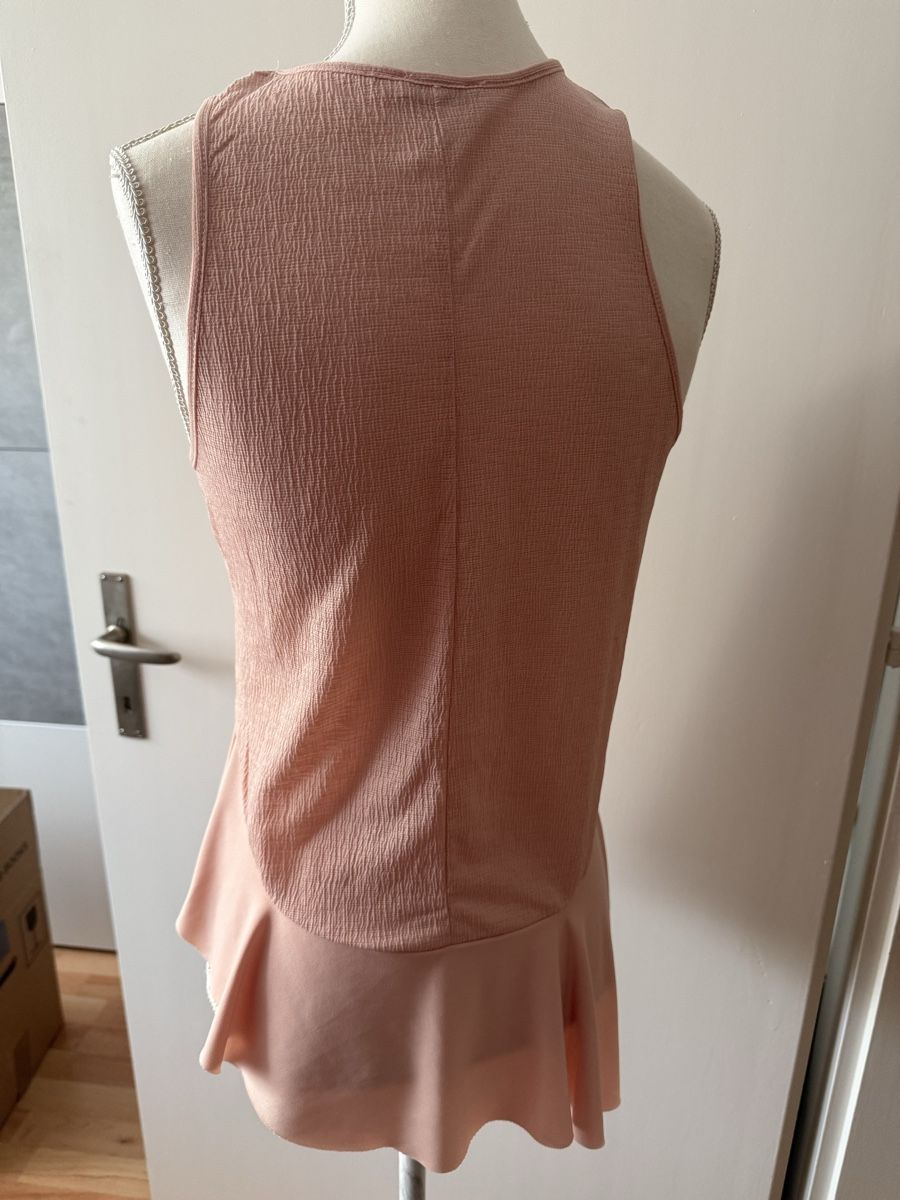 Top: Top zara – Usato da visp venduto da Kmemo1 1