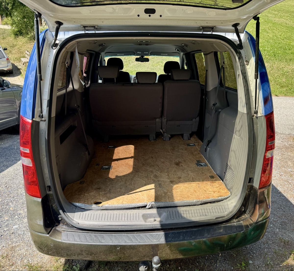 Hyundai Automobili: Hyundai H1 People 2.5 – Usato da Morissen venduto da Mcmonti3000 4
