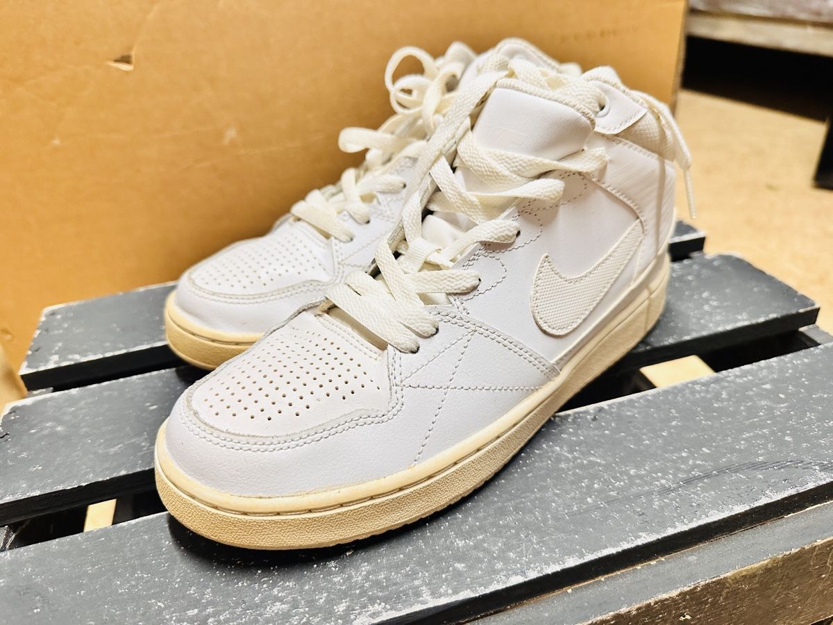Nike Chaussures hommes: Nike Grösse 39 Weiss  – D'occasion à Hägendorf par tyl_kzs2 2