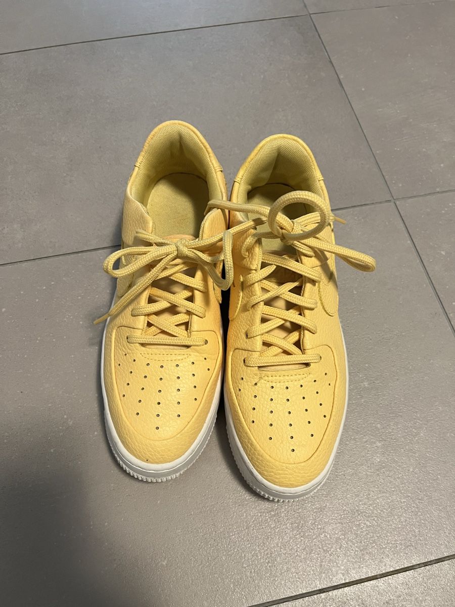 Nike Scarpe da donna: Nike Air Force Grösse 38.5 – Usato da Basel venduto da yaw_t2cm 2