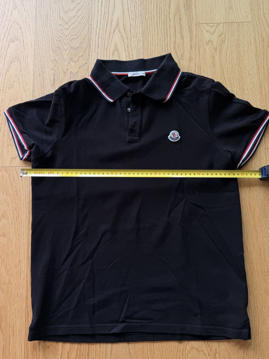 Moncler Polo-Shirts: Polo Moncler M – Neu (gemäss Beschreibung) aus La Croix (Lutry) von secondhandZara