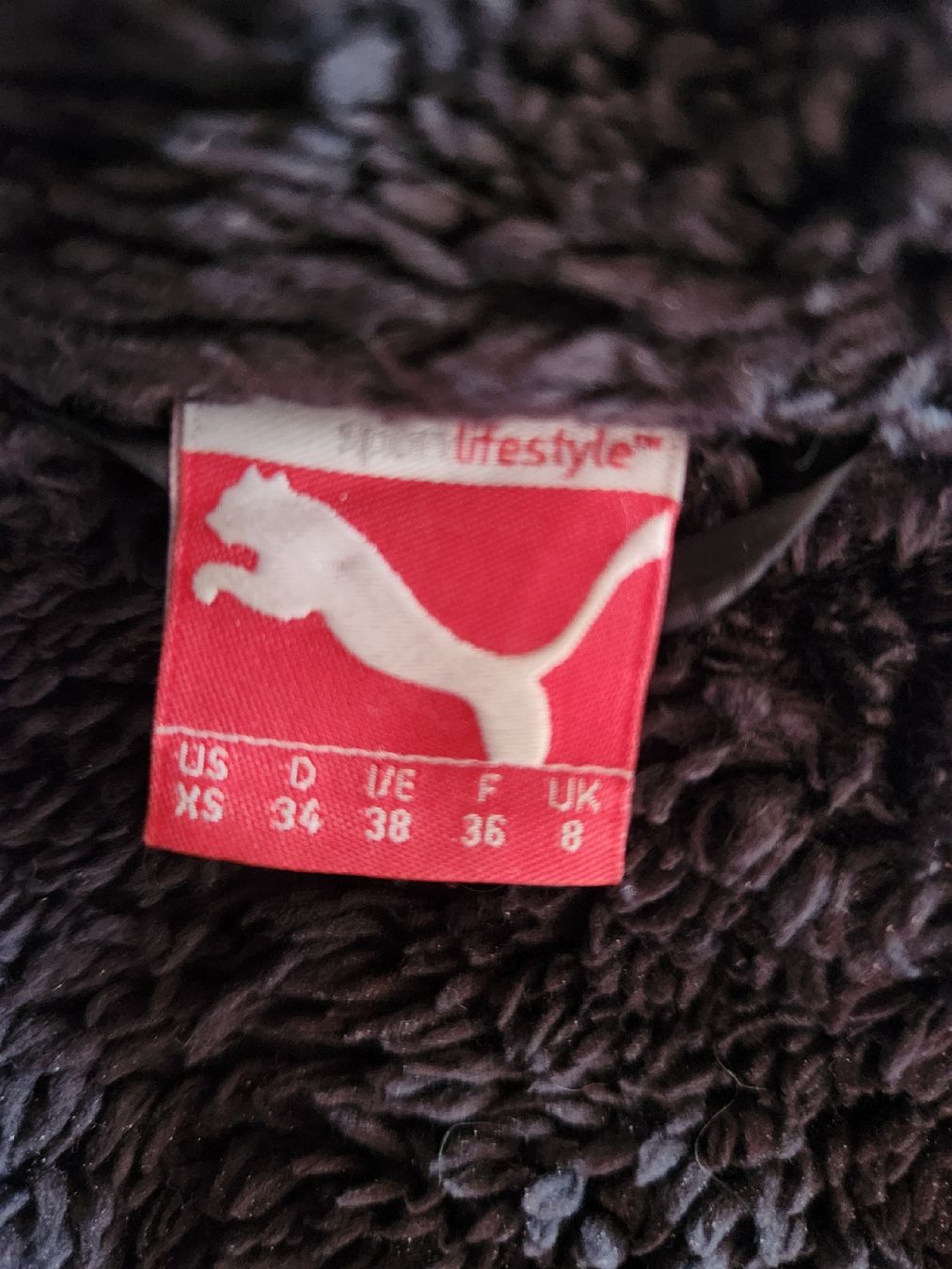 Puma Jacken: Veste Puma noir doublée taille XS  – Gebraucht aus Niedergösgen von Eva2410 6