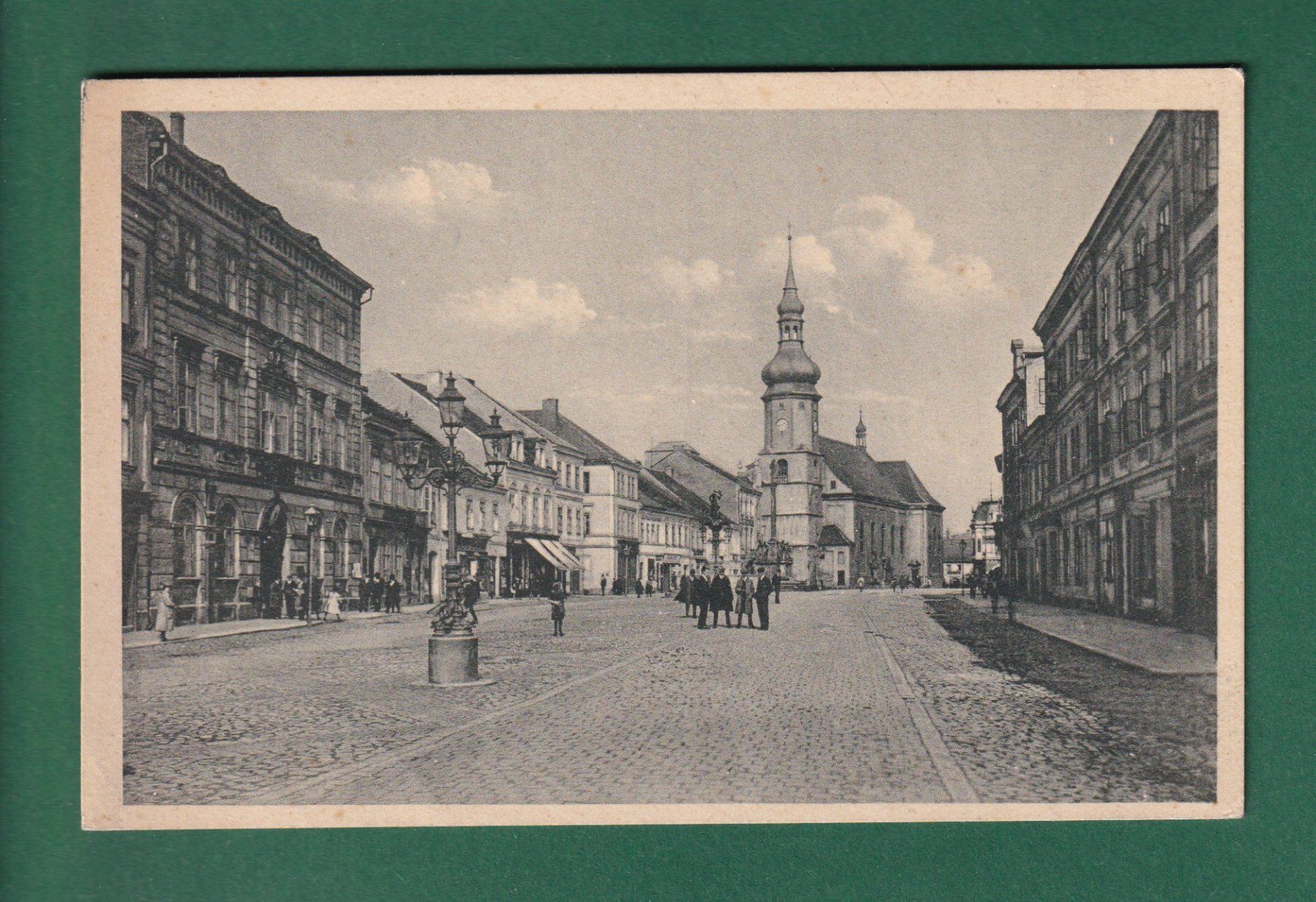 Ansichtskarten: FALKENAU - Ringplatz - Kirche – Gebraucht aus Pully von nicecards-shop