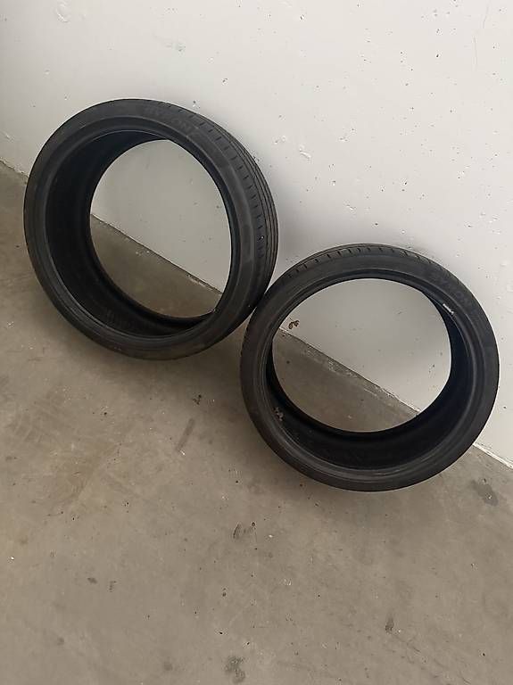 Pneus & Roues: 225/35/19 Sommerreifen – D'occasion à Ruggell par Dadasli25