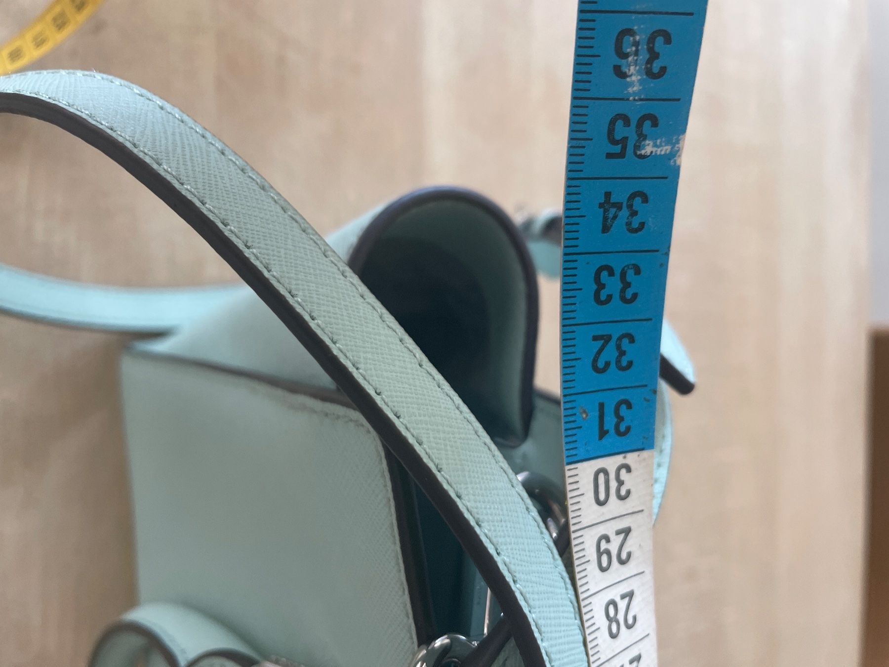 Michael Kors Borse da donna: Michael kors, wunderschöne hellblaue/mint tasche,top zustand – Nuovo (secondo la descrizione) da Aesch BL venduto da shuja01 5