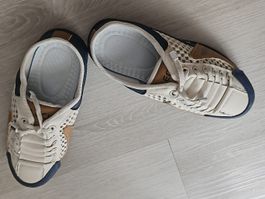 Chaussures  légères et stylées, taille 38 - Neuves