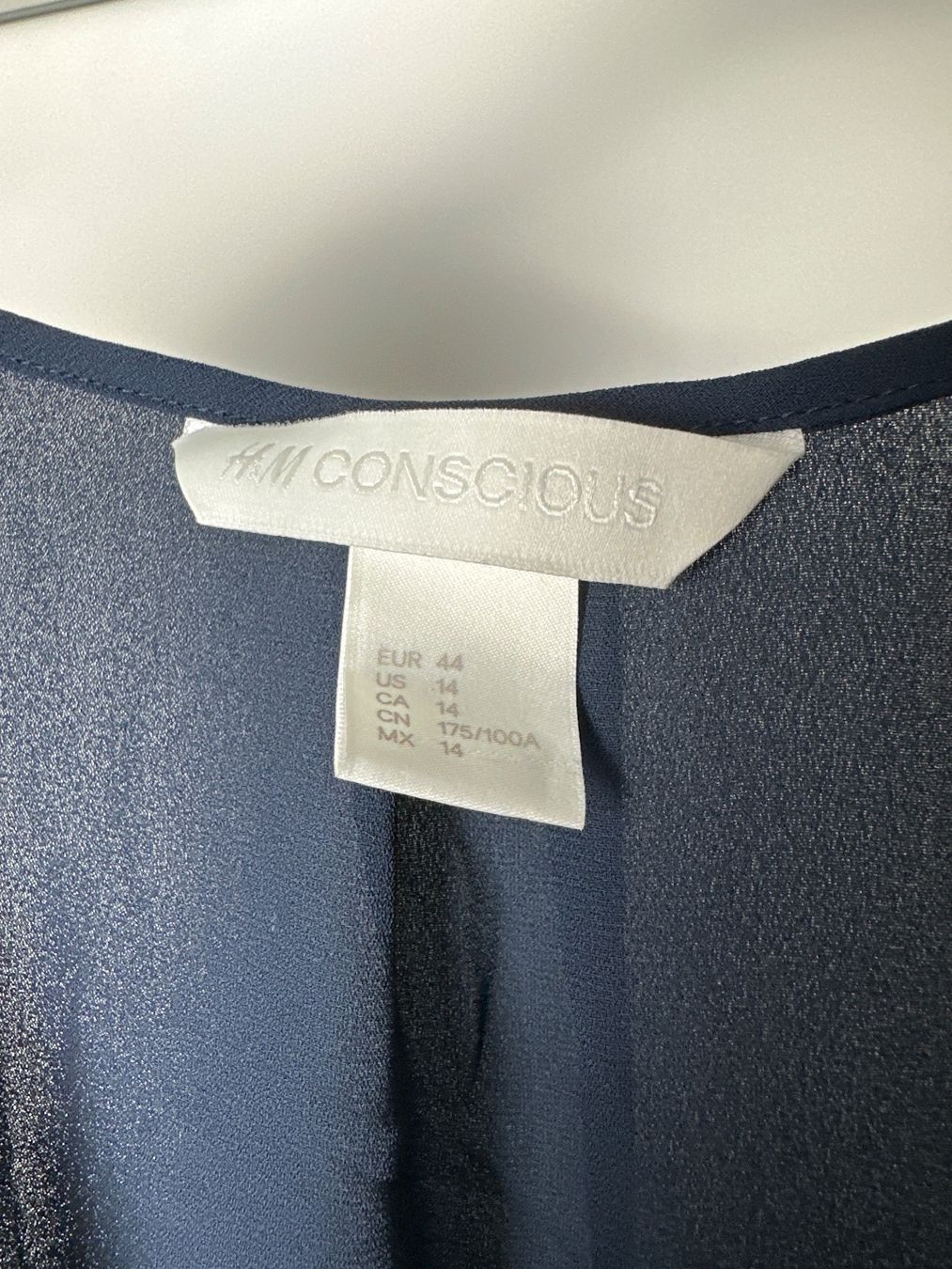 Camicette: Bluse von H&M Grösse 44 – Usato da Aarburg venduto da Tonija 1