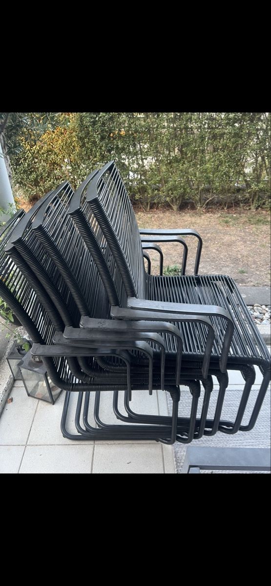 Chaises: 6 moderne Balkonstühle Schwarz – D'occasion à Grabs par vanish9091 1