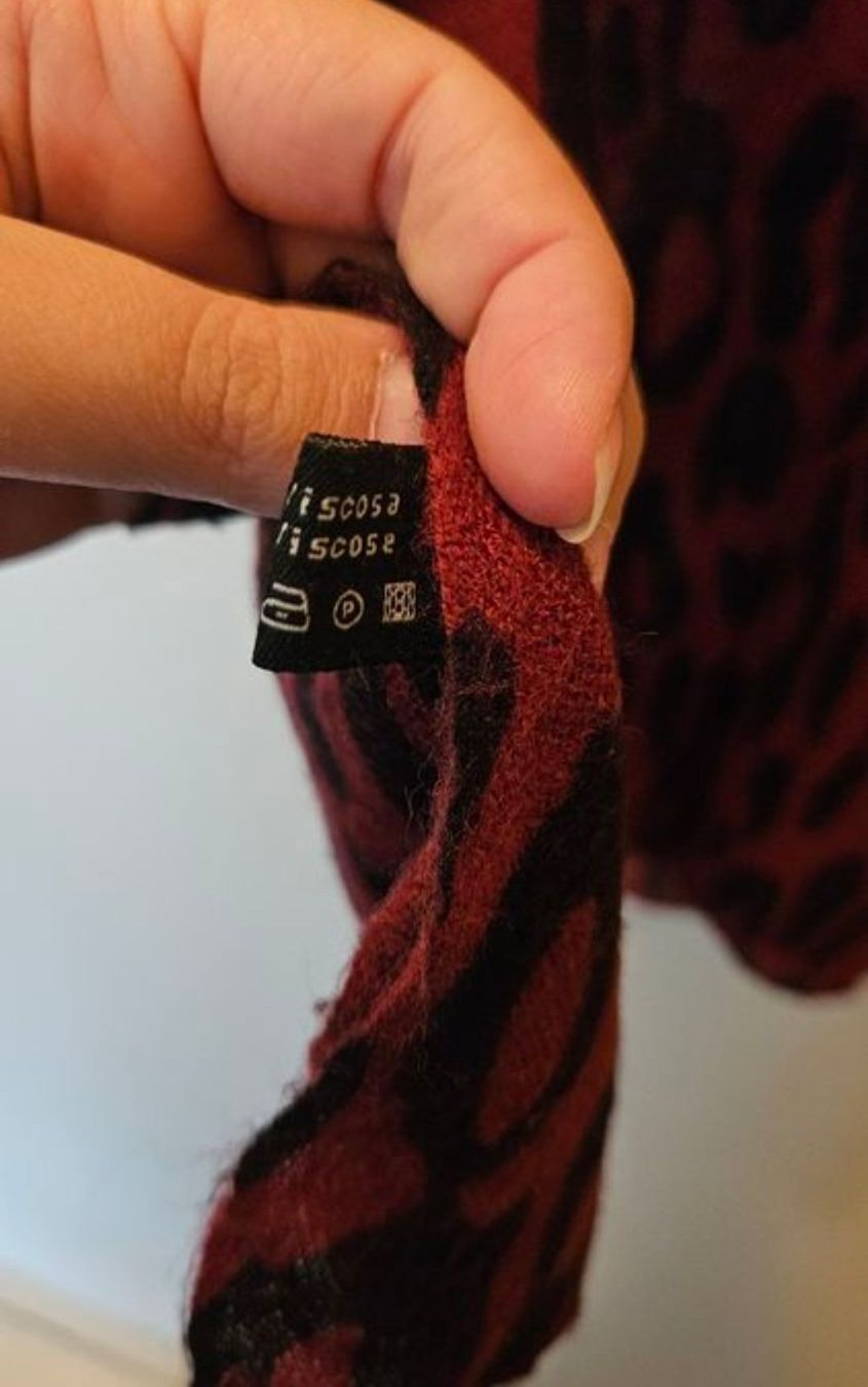 Foulard & Sciarpe: Sciarpa maculata rossonera in viscosa – Usato da Melano venduto da H-Sara 2
