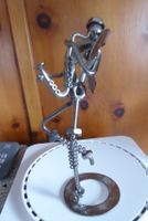 Figur Saxofonspieler aus Metall  und Schrauben