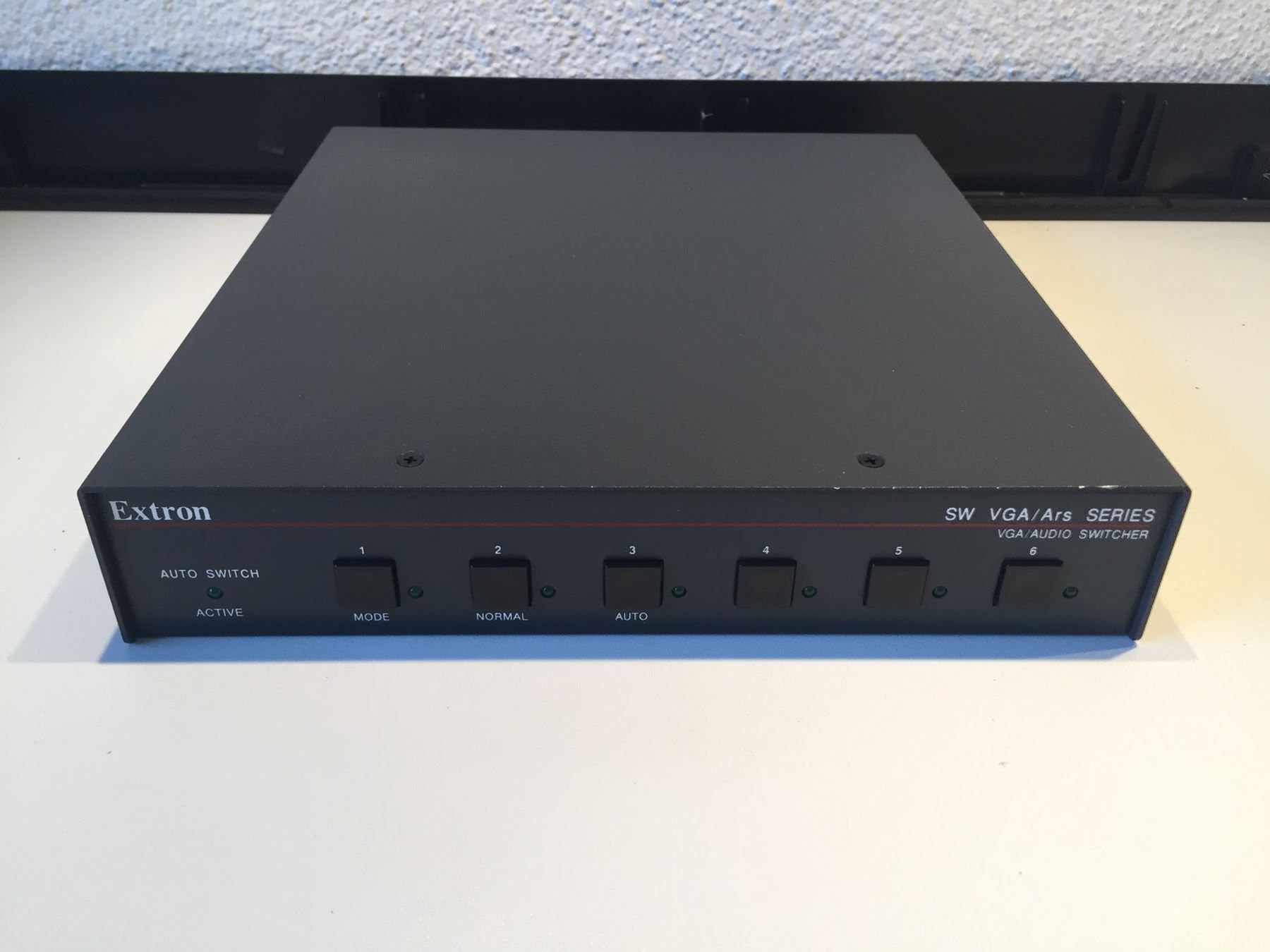 Schalter: Extron SW6 VGA Ars 6 Fach Umschalter – Gebraucht aus Mellingen von Browser67 1