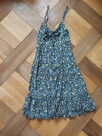 Clockhouse Sommerkleid Blumen Grösse 36