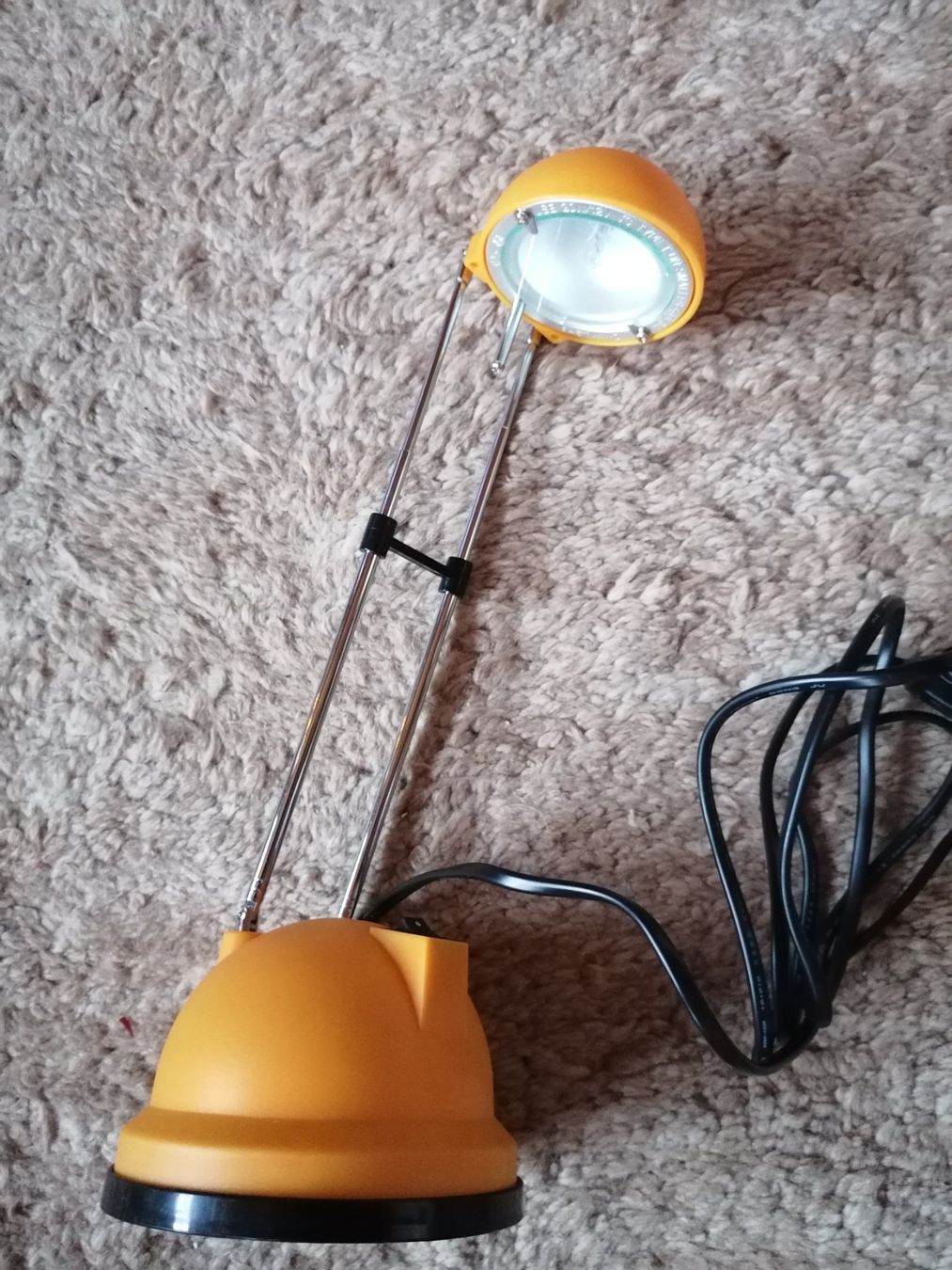 Lampade: Schreibtischlampe Halogen ++fabrikneu++ – Nuovo e nell'imballaggio originale da Aeugst am Albis venduto da Stevens4 1