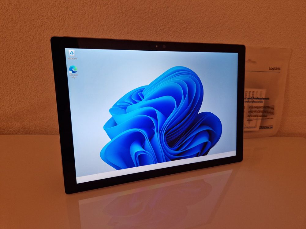 Microsoft Surface Pro 4 I7 6Th Génération 8G 256 SSD Full HD Tactile Relizane Oued Rhiou Relizane Algerie D32147361