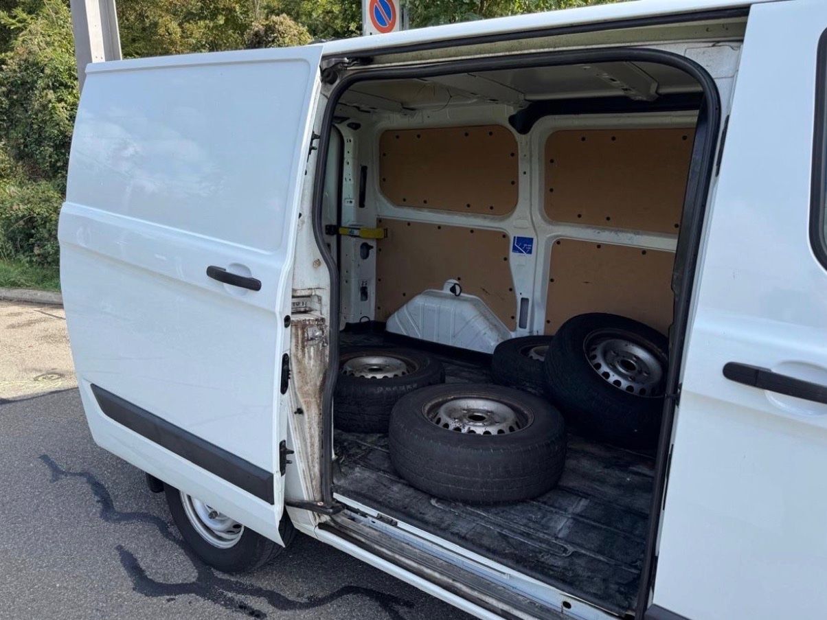 Ford Veicoli commerciali: Ford Transit Custom MFK 15.10.2026 – Usato da Emmenbrücke venduto da eceger 4