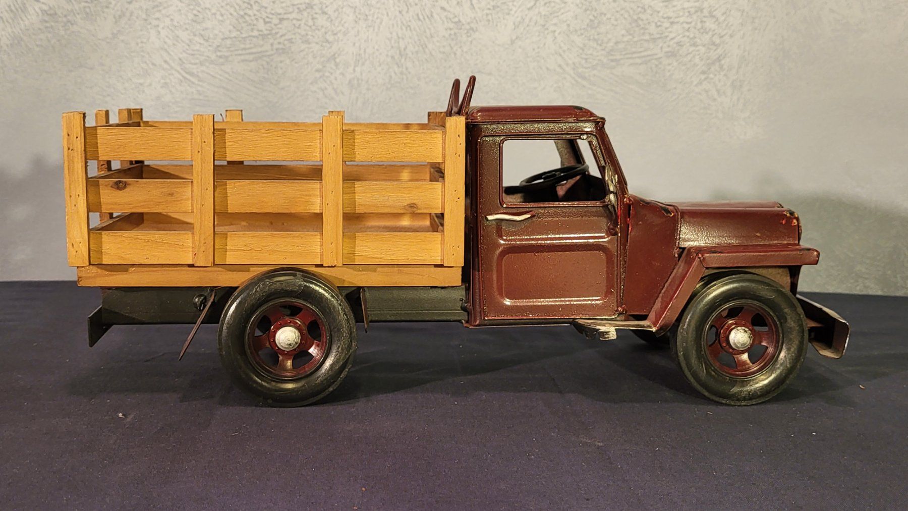 Modellbausätze & Standmodelle: Modell-Lastwagen aus Blech, Metall – Gebraucht aus Uster von gurust 3