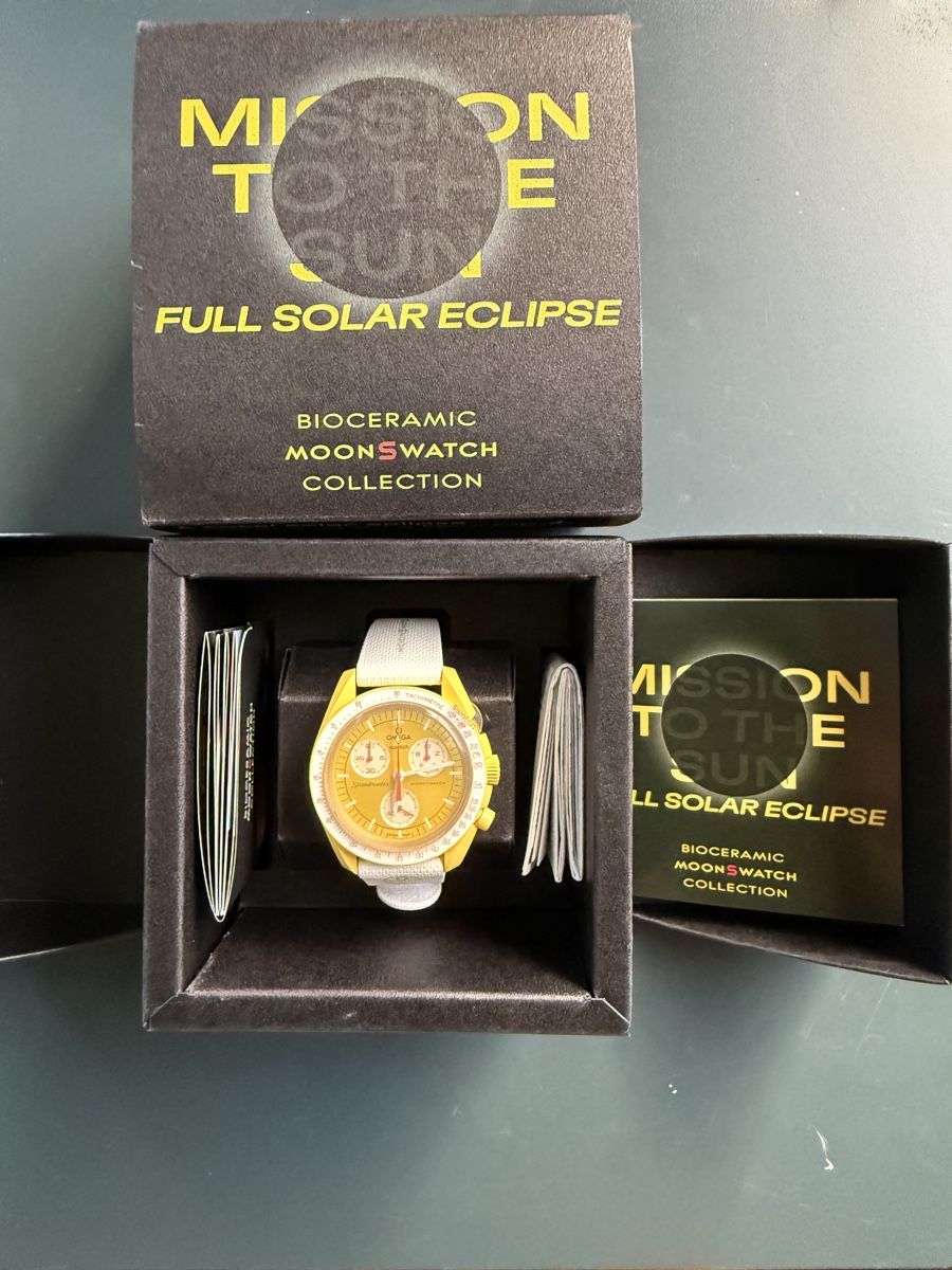 Swatch Uhren: Swatch & omega super éclipse  – Neu und originalverpackt aus Sierre von val_tc8d