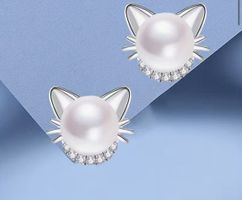 Süsse Katzen-Ohrstecker silberfarben