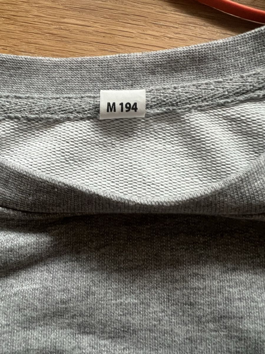 Maglioni & Felpe: Sweater aus Bar in ZH – Nuovo (secondo la descrizione) da Bern venduto da lea_wf9x 4