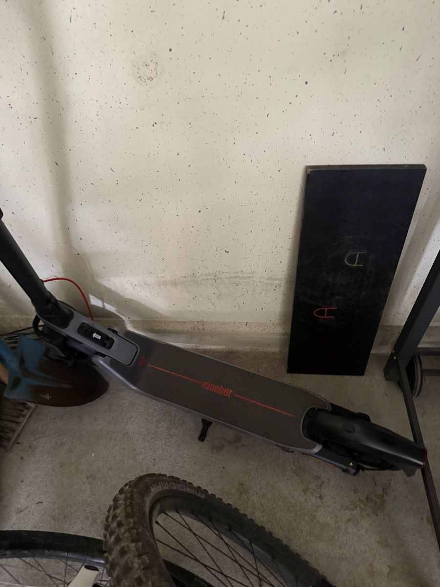 Scooter: Segway Ninebot E3 – Nuovo (secondo la descrizione) da Däniken SO venduto da jschenker27 2