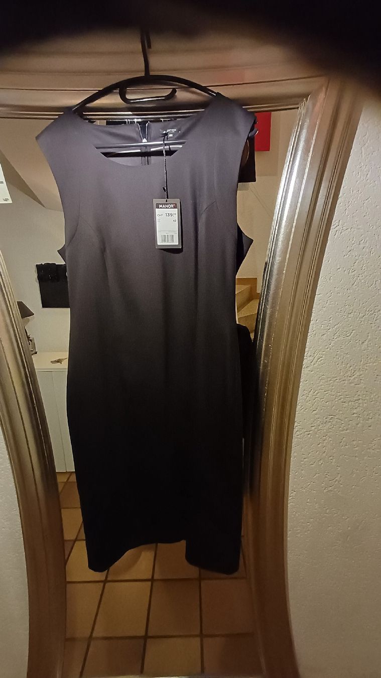 Jj Benson Vestiti: Schwarzes JJ Benson Kleid Gr. 42 NEU – Nuovo e nell'imballaggio originale da Bex venduto da renebaar
