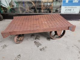 Vintage Wagen, Metallwagen, Industriedesign Wagen, Rollwagen