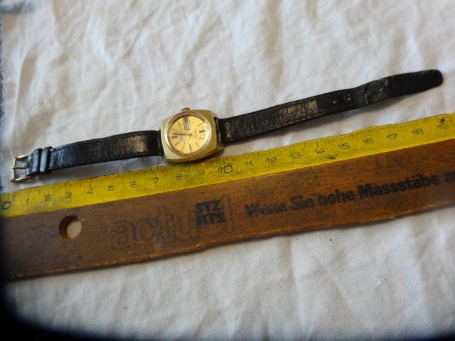 Mirexal Montres: MIREXAL DAMEN UHR.25JEW.SUP-AUTOMAT.DAT.TAG. SCHÖN LÄÜFT – D'occasion à zürich par ahmad01 1