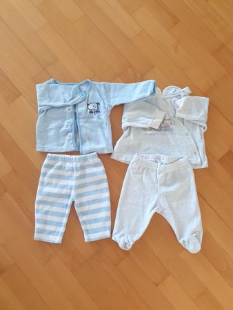 2 x Babyanzug in blau + 2 Strumpfhosen (Gr. 56)
