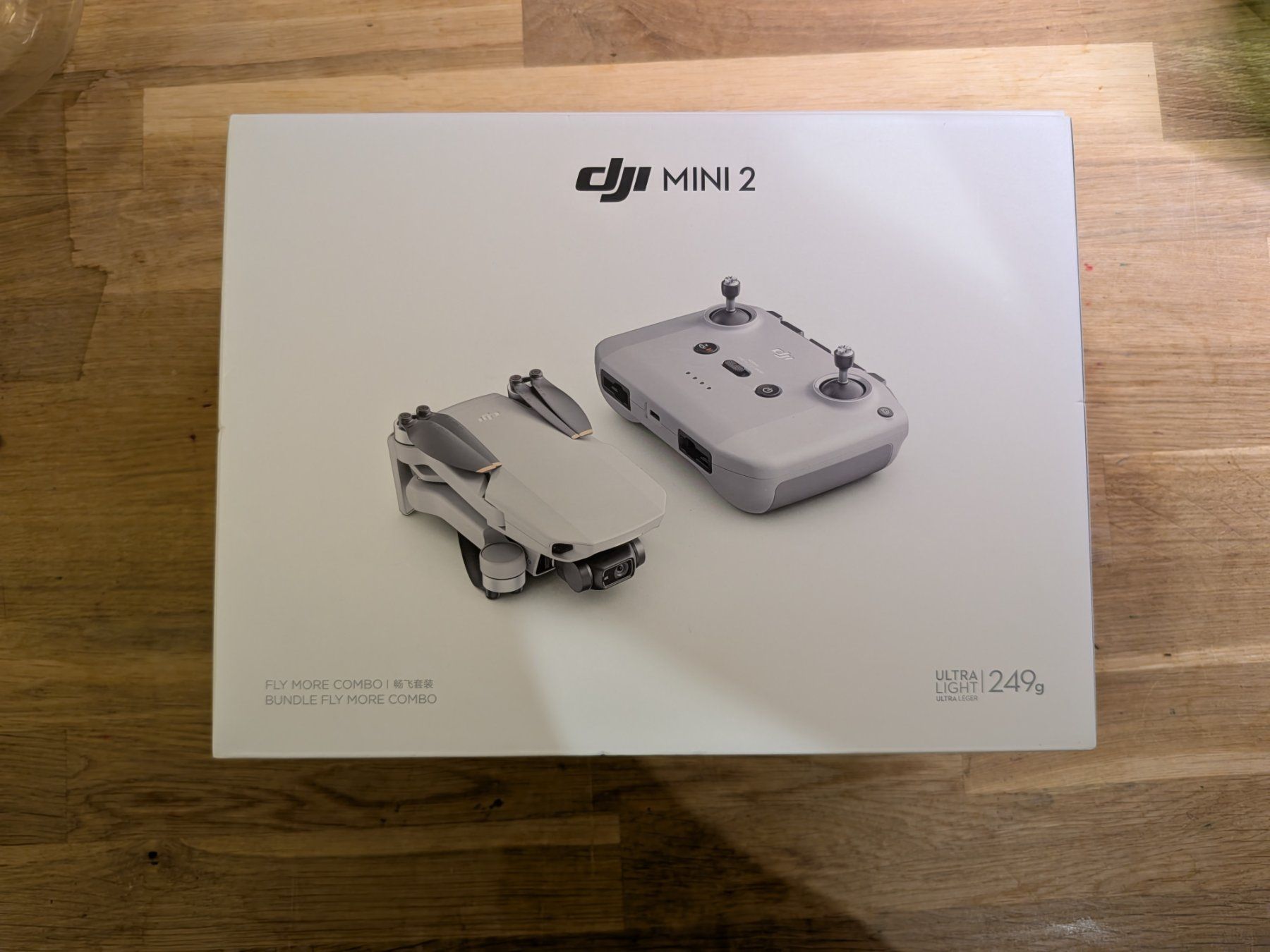 DJI Videocamere: Camera Drone - DJI Mini 2 Fly Combo like new – Nuovo (secondo la descrizione) da Lausanne venduto da chgeorg 1