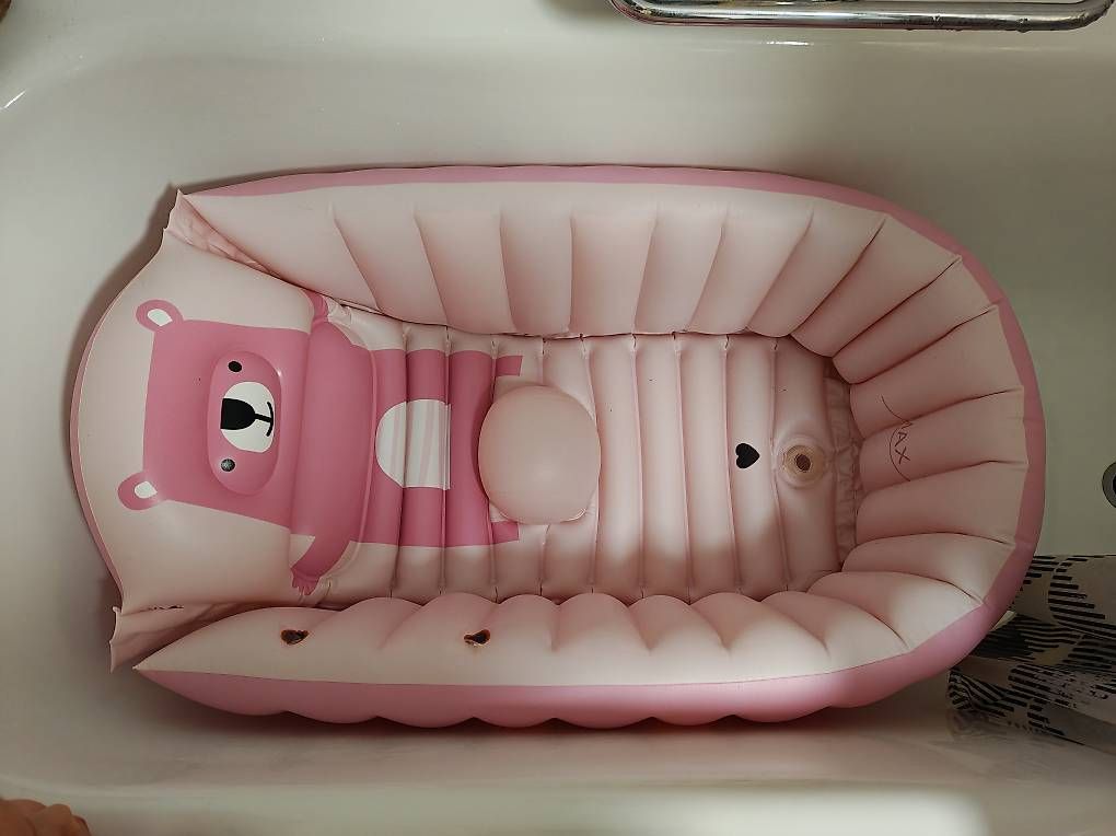 Vasche da bagno: Aufblasbare Baby Badewanne  – Usato da Zürich venduto da ste_hv76