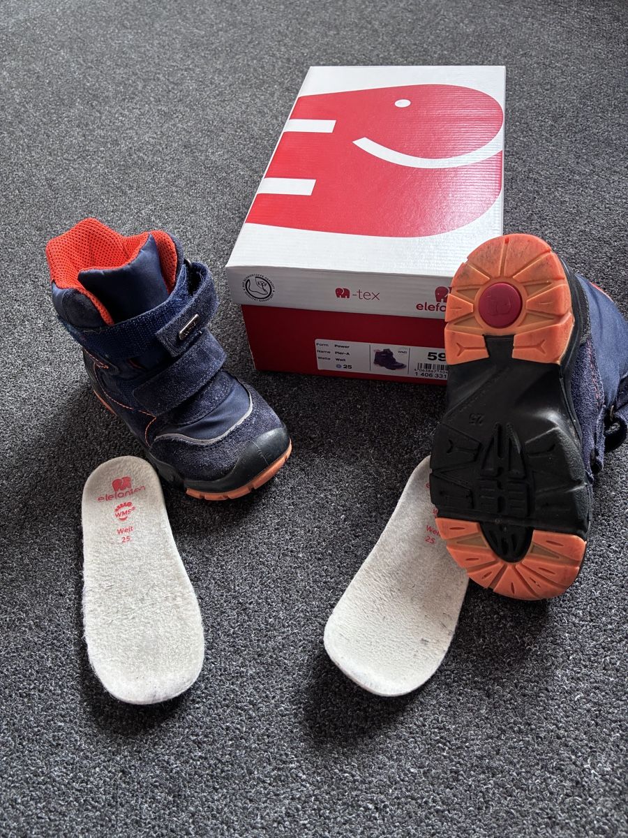 Elefanten Scarpe per ragazzi: Winterschuhe Elefanten Grösse 25 – Usato da Wiler b.Utzenstorf venduto da Verkauf333 1