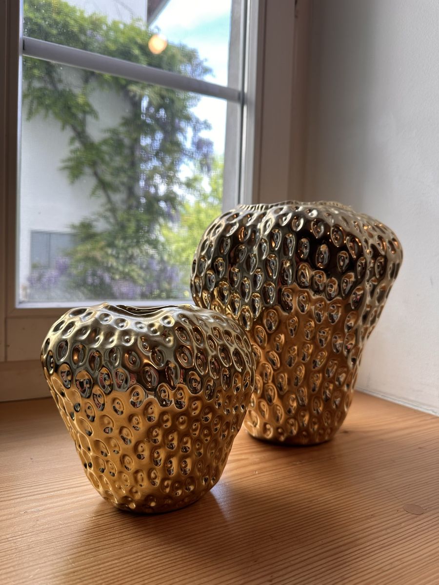 Vase & Récipients: Erdbeervasen - Gold  – D'occasion à Rorbas par ComfySofa