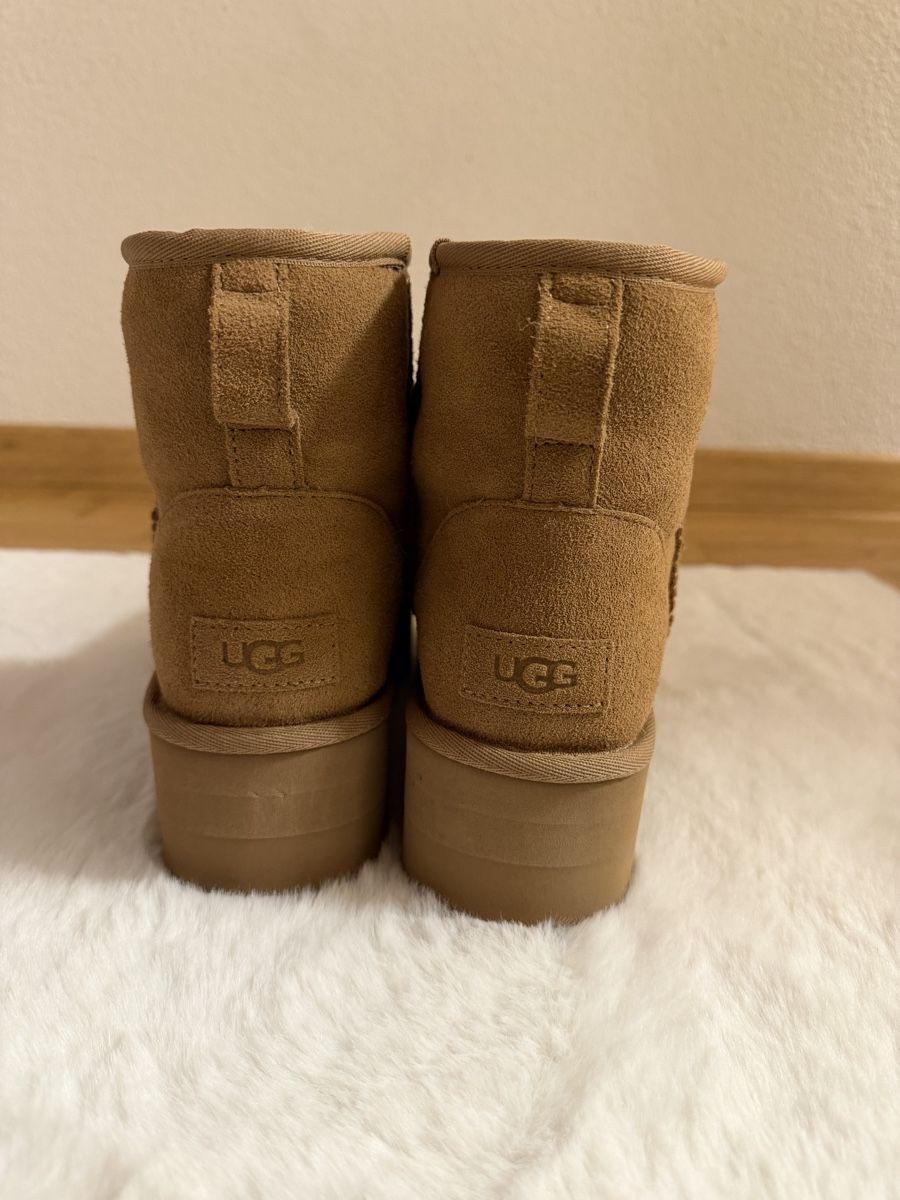 Ugg Chaussures femmes: UGG CLASSIC MINI PLATFORM -Chestnut – Neuf (Voir description) à Egerkingen par Amo129 2