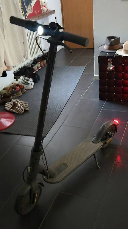 Kickboard: Monopattino Xiaomi Mi Essential  – D'occasion à Breganzona par fab_8lj5 3