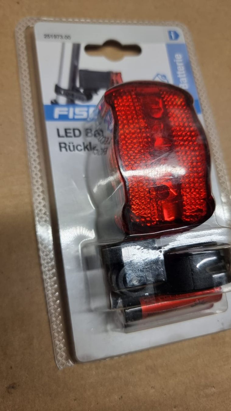 Pezzi di ricambio: Fischer LED Velo Rücklicht mit Batterien – Nuovo (secondo la descrizione) da Rebstein venduto da James-Dean 1