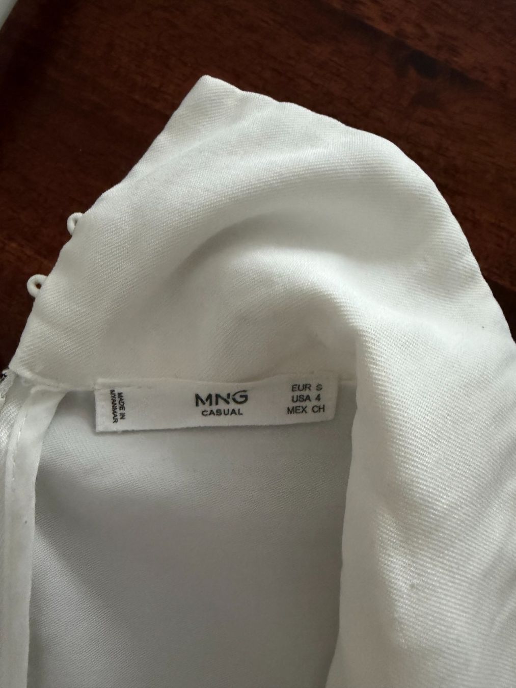 Mango Tute: Mango Jumpsuit Weiss – Nuovo (secondo la descrizione) da Bern venduto da sim_g75j 2