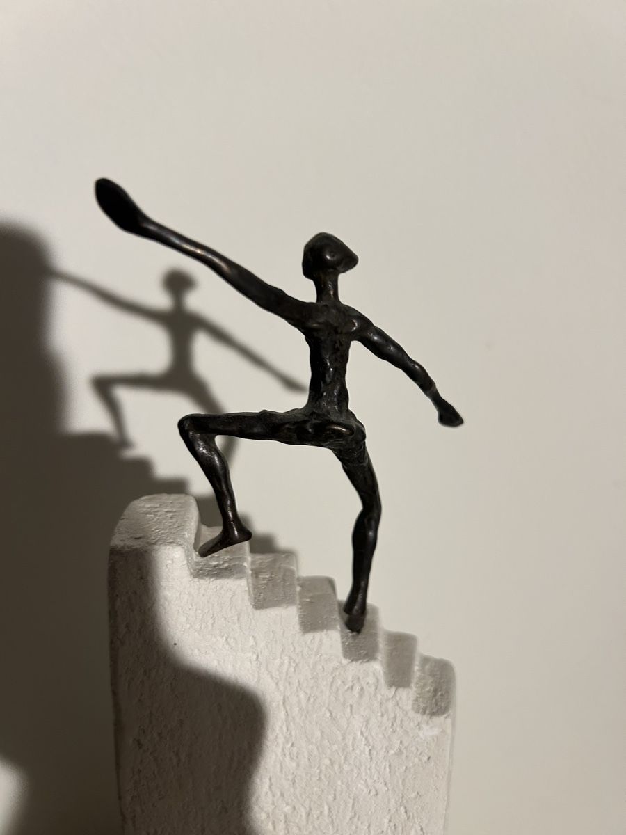 Skulpturen & Statuen: Bronze , Stufe zum Erfolg – Gebraucht aus Hochfelden von larson27 5
