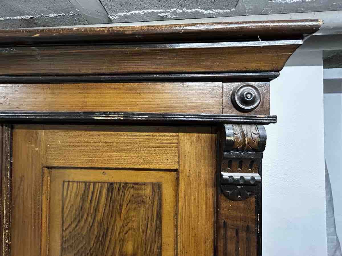 Armadi: Alter Bauernschrank – Usato da Oberkirch LU venduto da artbar 7