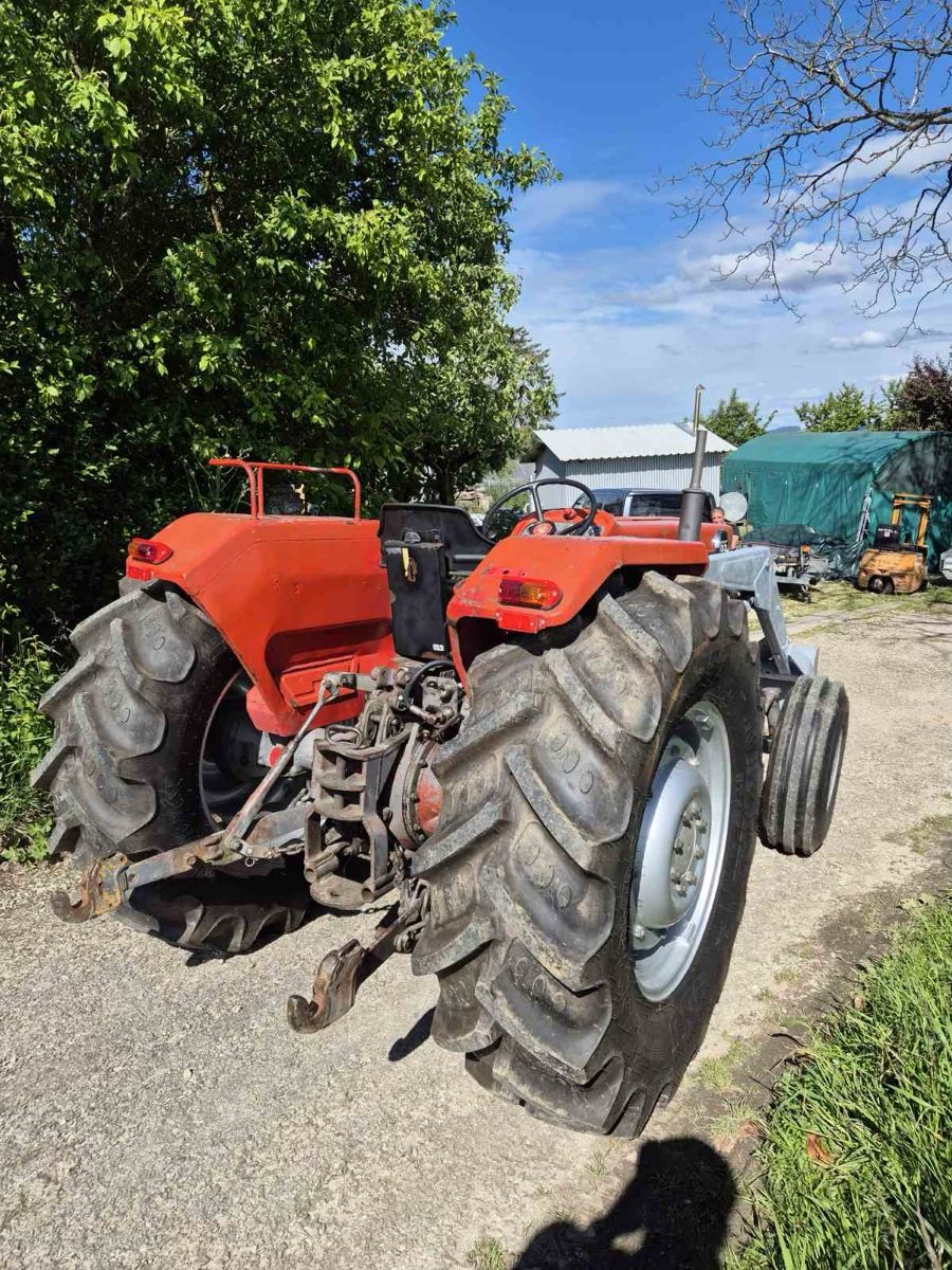 Massey Ferguson Traktoren: Tracteur MF 165 avec Frontal  – Gebraucht aus St-Aubin FR von paj_5vn2 4