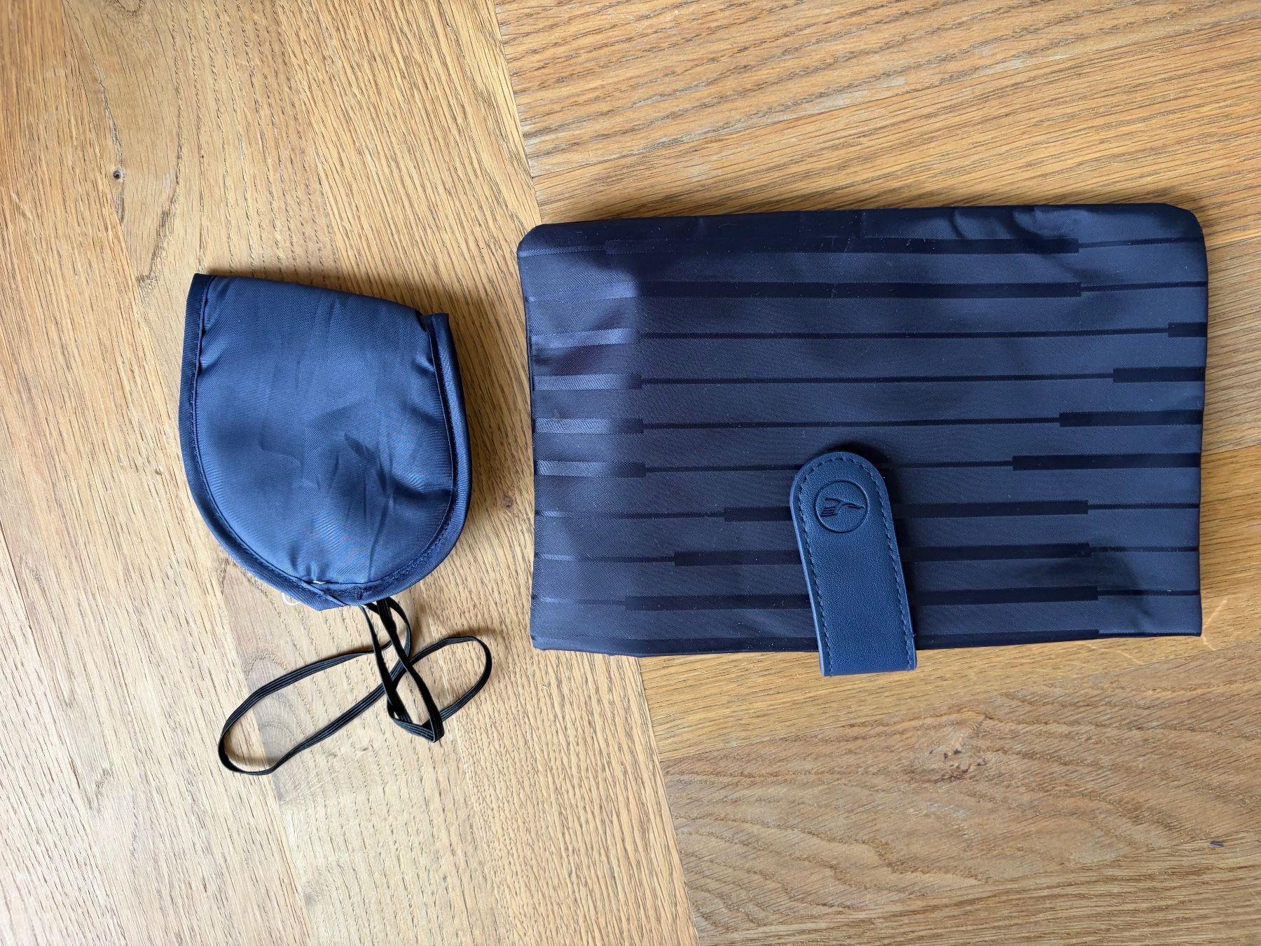 Trousses de maquillage: Necessaire Lufthansa – Neuf (Voir description) à Zürich par mar_myz6