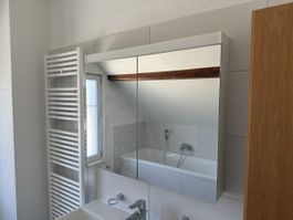 Badezimmer Spiegelschrank 2 türig mit LED Beleuchtung, weiss