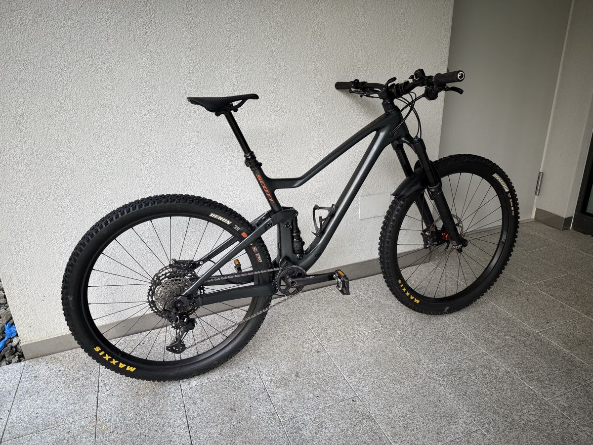 Scott Biciclette: Scott Genius 910 Carbon 29 Zoll – Usato da Rotkreuz venduto da 74max 3