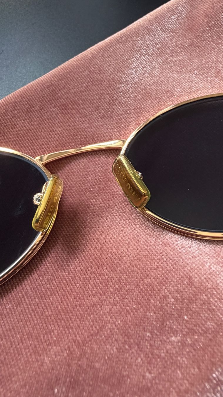 Miu Miu Occhiali & Lenti: Designer-Sonnenbrille von Miu Miu – Usato da Luzern venduto da welcometomyjungle 7